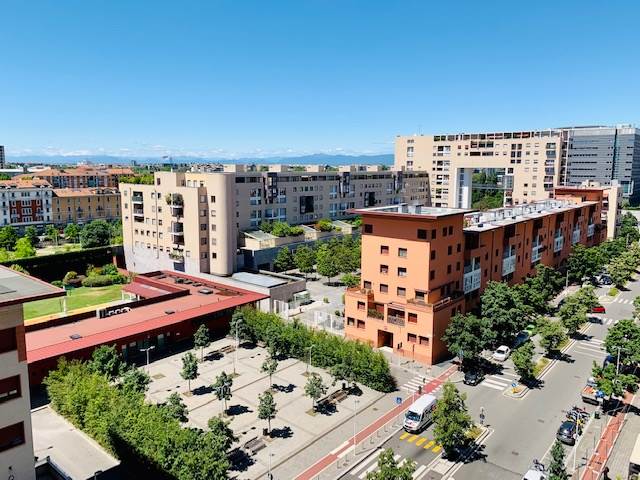 Foto 1, garage-posto-auto in Bicocca