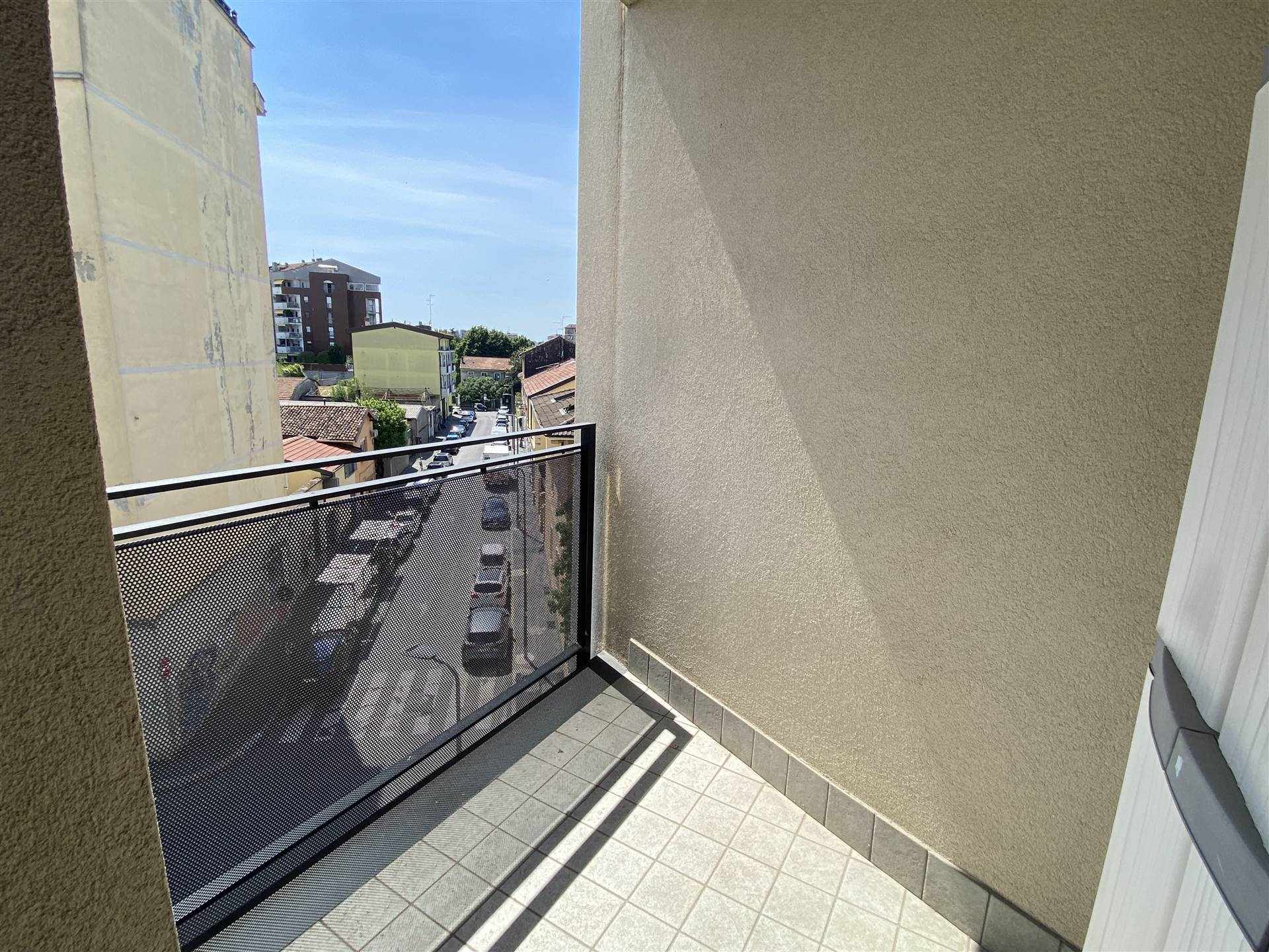 Foto 18, trilocale in Greco