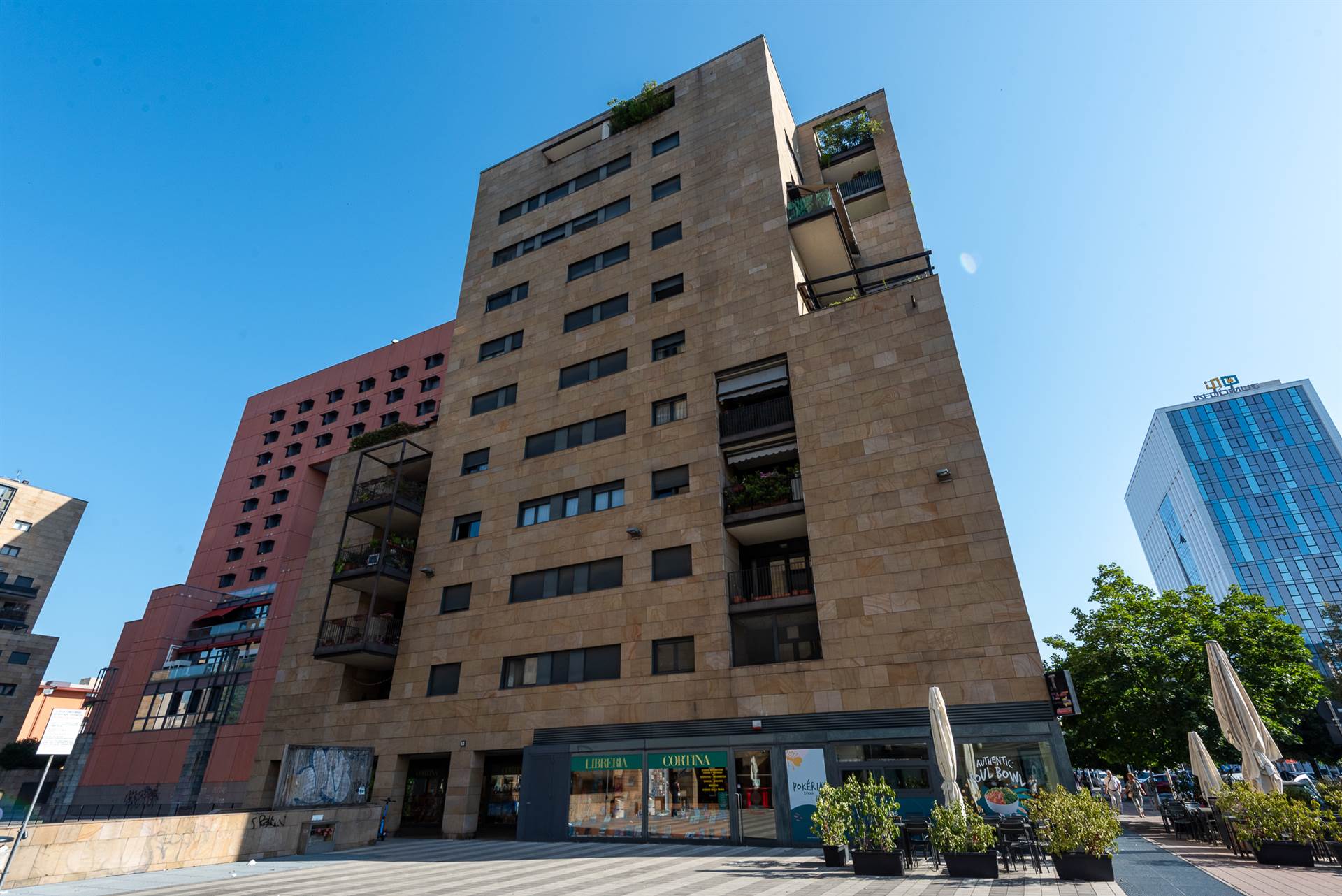 Foto 44, trilocale in Bicocca