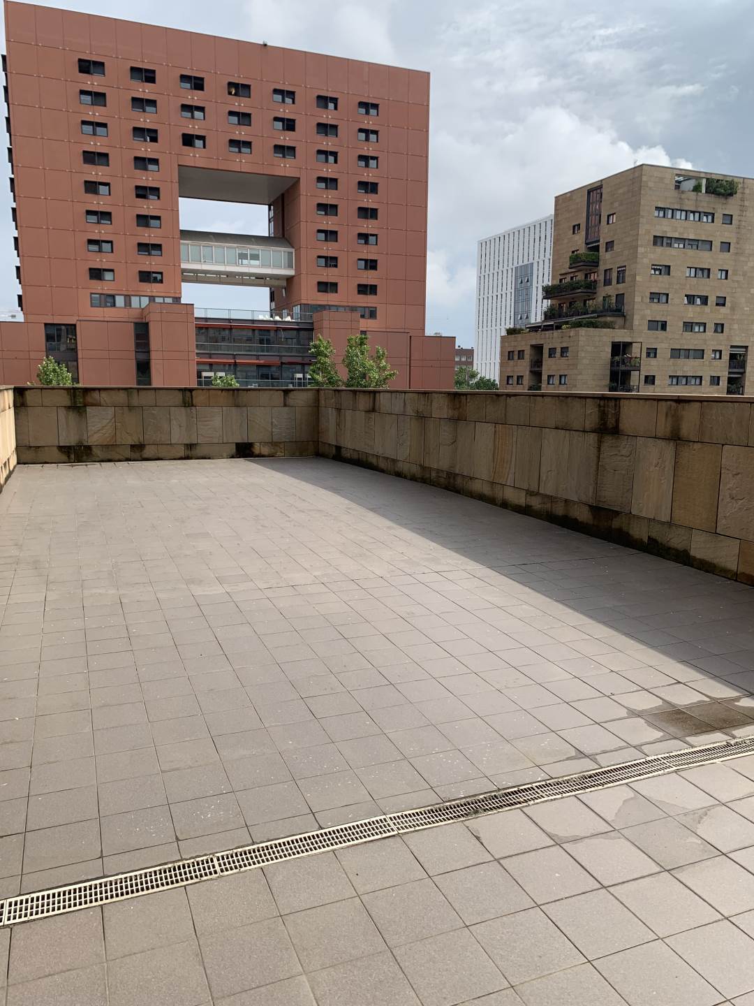 Foto 24, trilocale in Bicocca