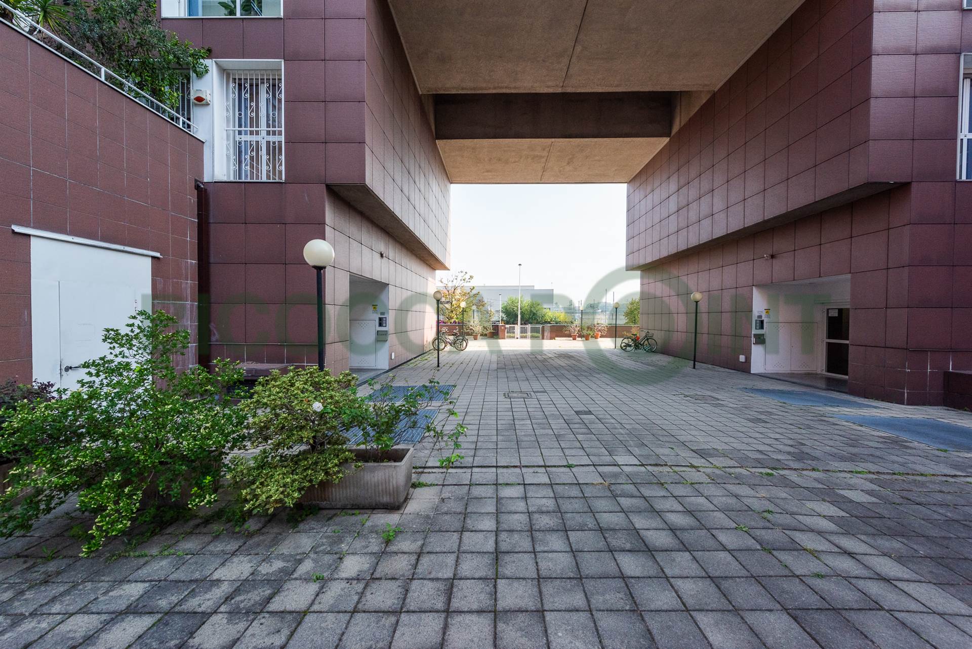 Foto 44, trilocale in Bicocca