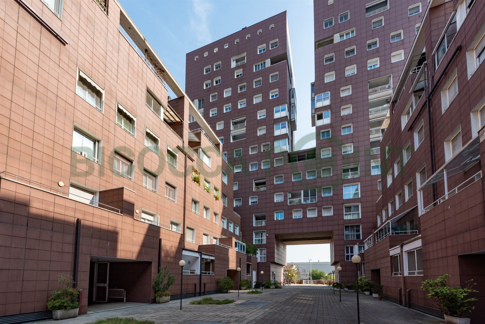 Foto 46, trilocale in Bicocca