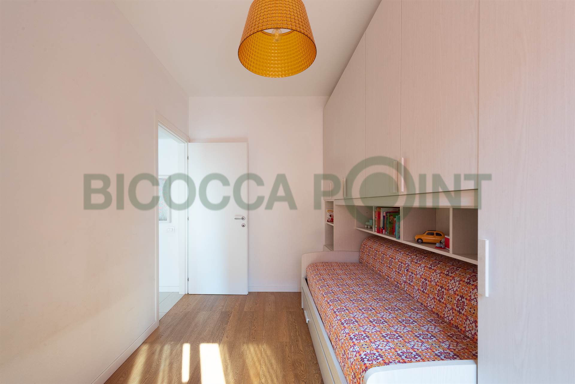 Foto 40, trilocale in Bicocca